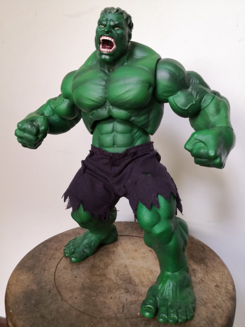 Raging sales hulk toy