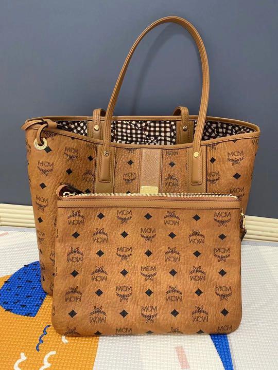 mcm reversible liz shopper in visetos