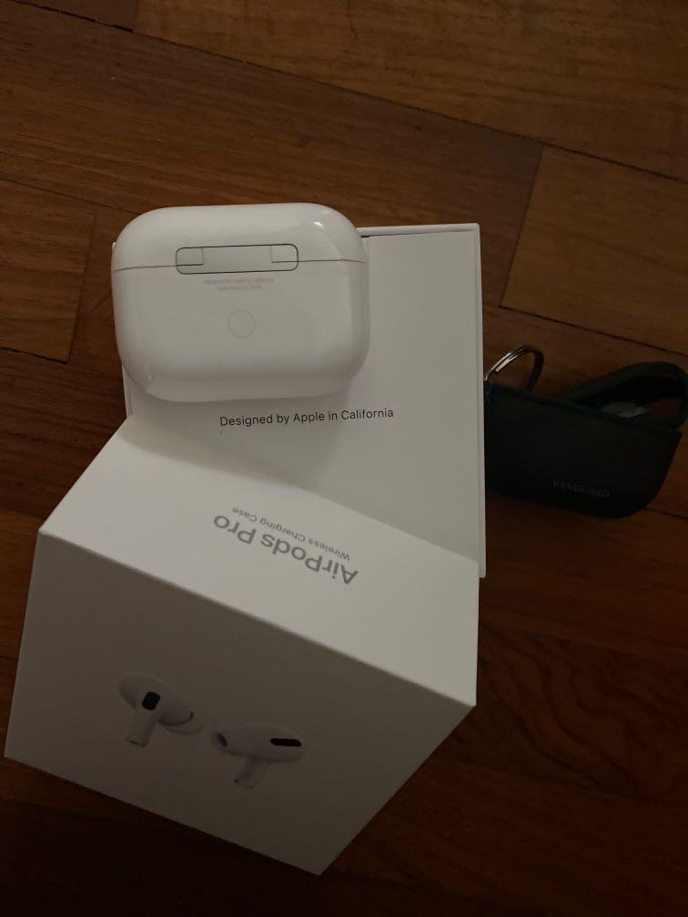apple airpods pro charging box