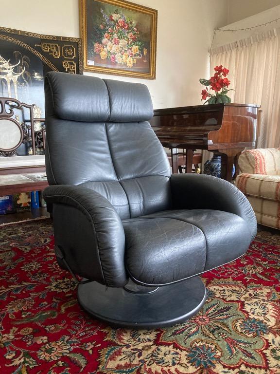 Armchair Swivel Rotate 360 Furniture Others On Carousell