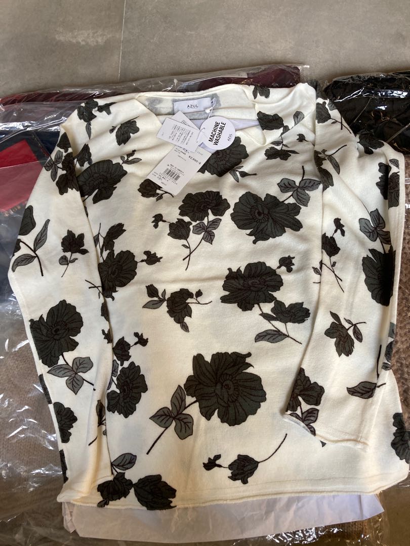 Azul By Moussy Knit Tops 女裝 女裝上衣 外套 Carousell Azul By Moussy Knit Tops 女裝 女裝上衣 外套 Carousell