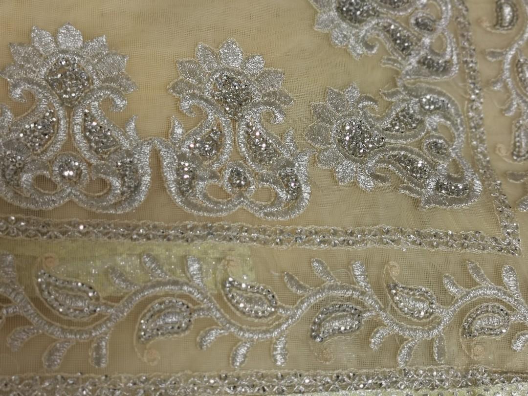 Beutiful Mumbai Saree Women S Fashion Clothes Others On Carousell Recommended for dresses and beautiful curtains. carousell