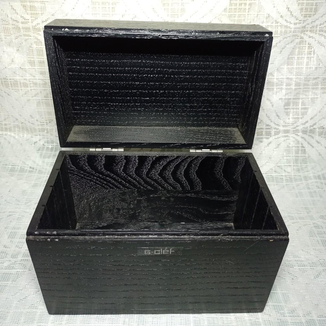 BLACK WOOD STORAGE BOX - 230 PHP (Category: Everything Else Others) located in Makati City. Submitted by nyxhemera26 (Listing ID 1062773232, Image 1). Description: BLACK WOOD STORAGE BOX - 230 PHP H: 5.1" L: 6.8" W: 4" *WITH SMALL CHIP ON TOP AS SHOWN ON LAST PHOTO.