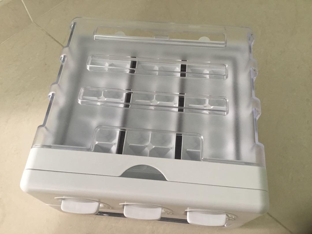 BN Samsung Original Movable and Twistable Ice Maker Ice Cube Tray, Furniture & Home Living