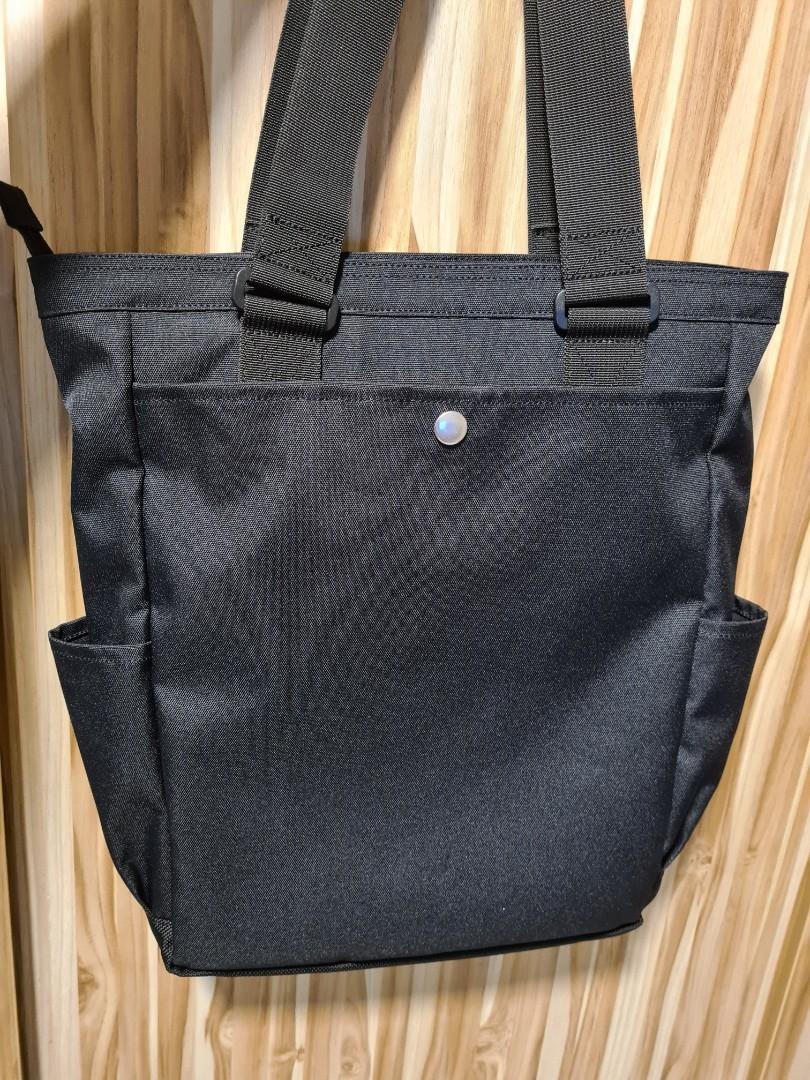 CARHARTT WIP payton kit bag tote bag, Men's Fashion, Bags, Sling 