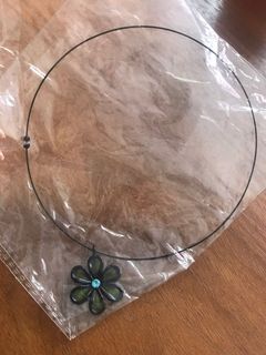 (Category: ) located in . Submitted by ladyre (Listing ID 1062576103, Image 1). Description: .