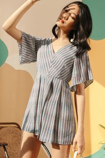 (Category: ) located in . Submitted by shopaholic1221 (Listing ID 1062770690, Image 1). Description: .