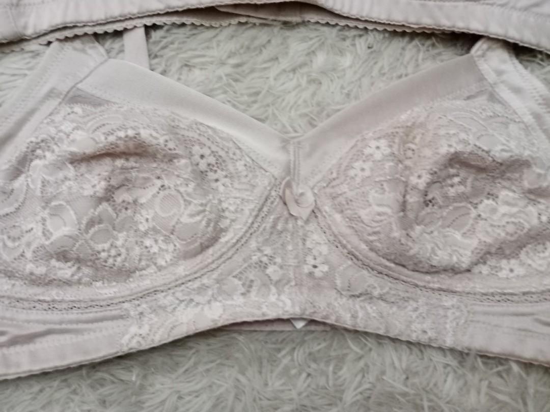 Grandma bra combo 85A, Women's Fashion, Tops, Other Tops on Carousell