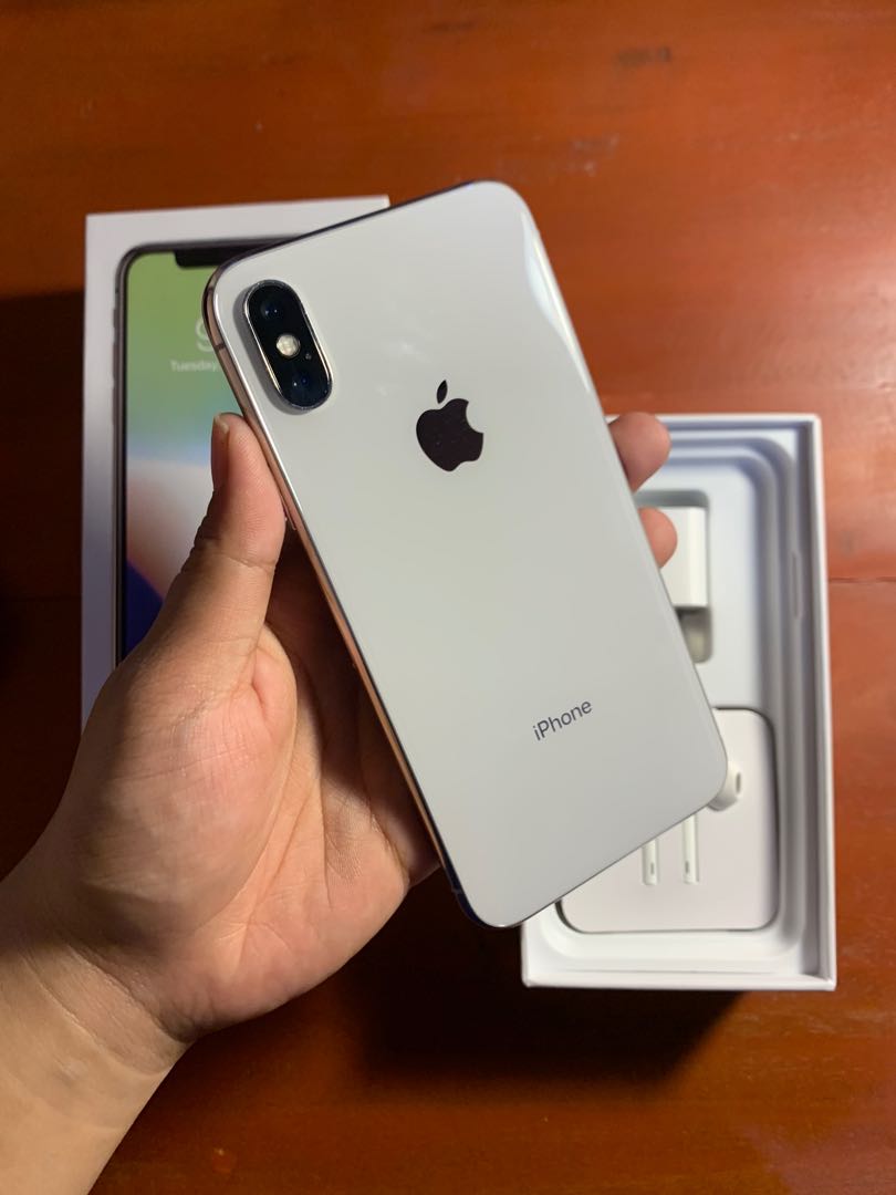 iPhone X Silver 256 GB SIMフリー - スマートフォン本体