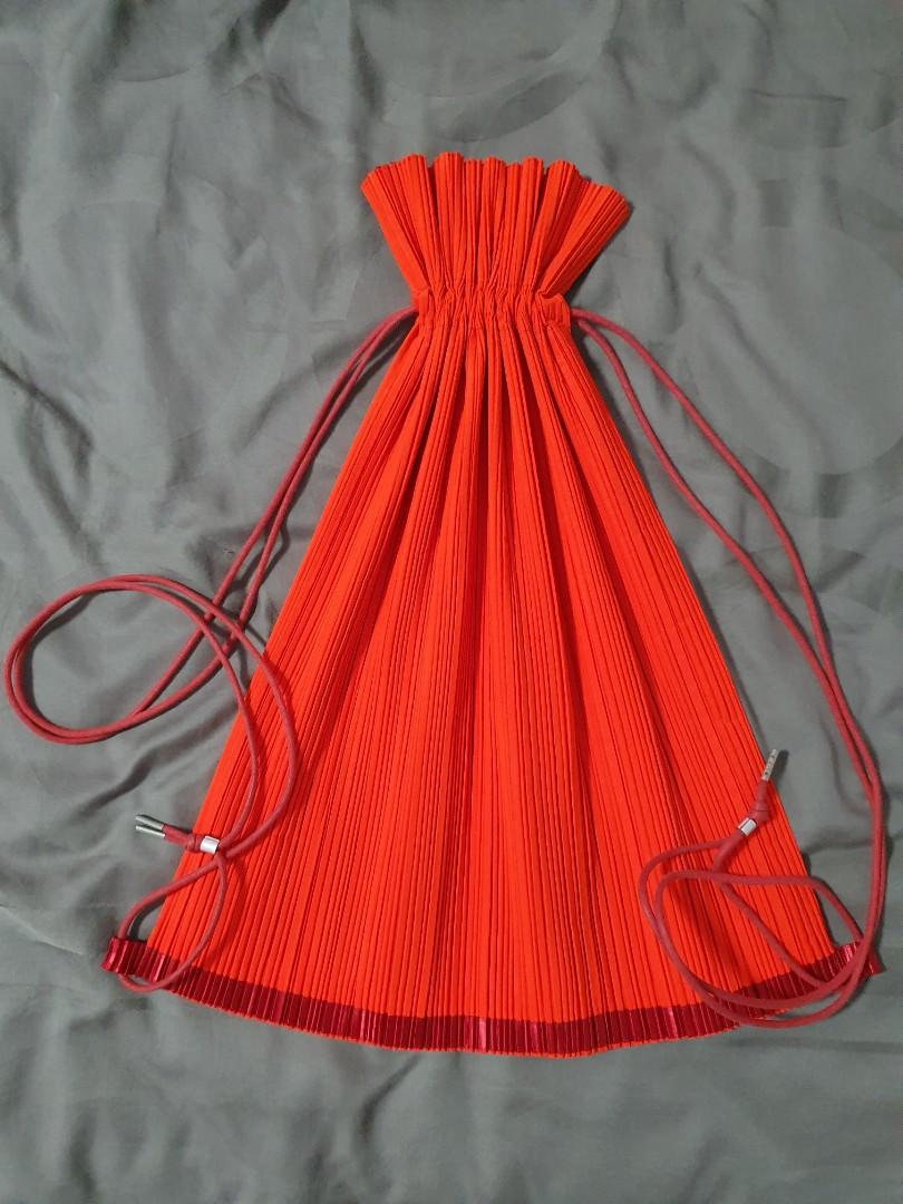 Issey miyake deals drawstring bag