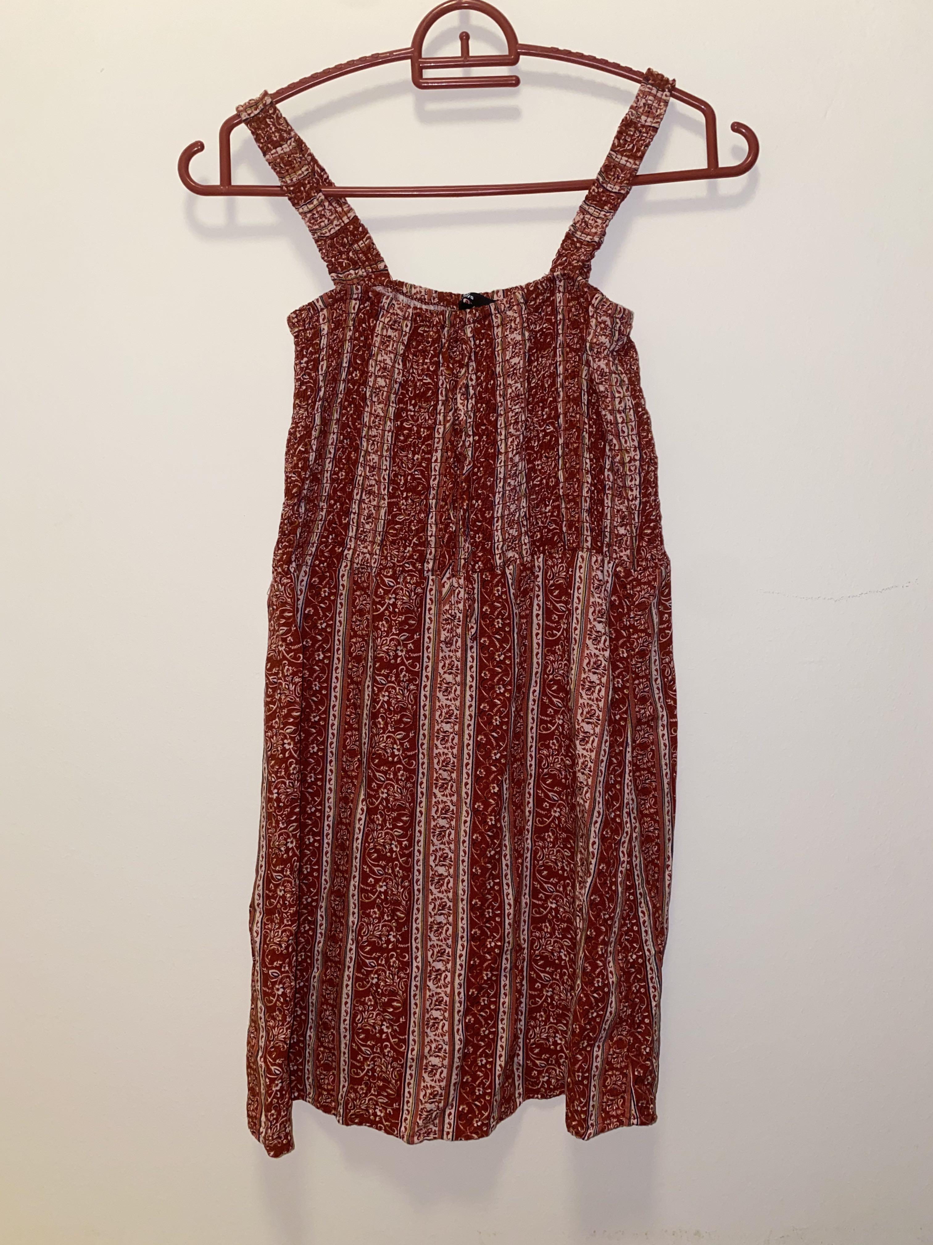 Jay Jays Dress, Women's Fashion, Tops, Sleeveless on Carousell