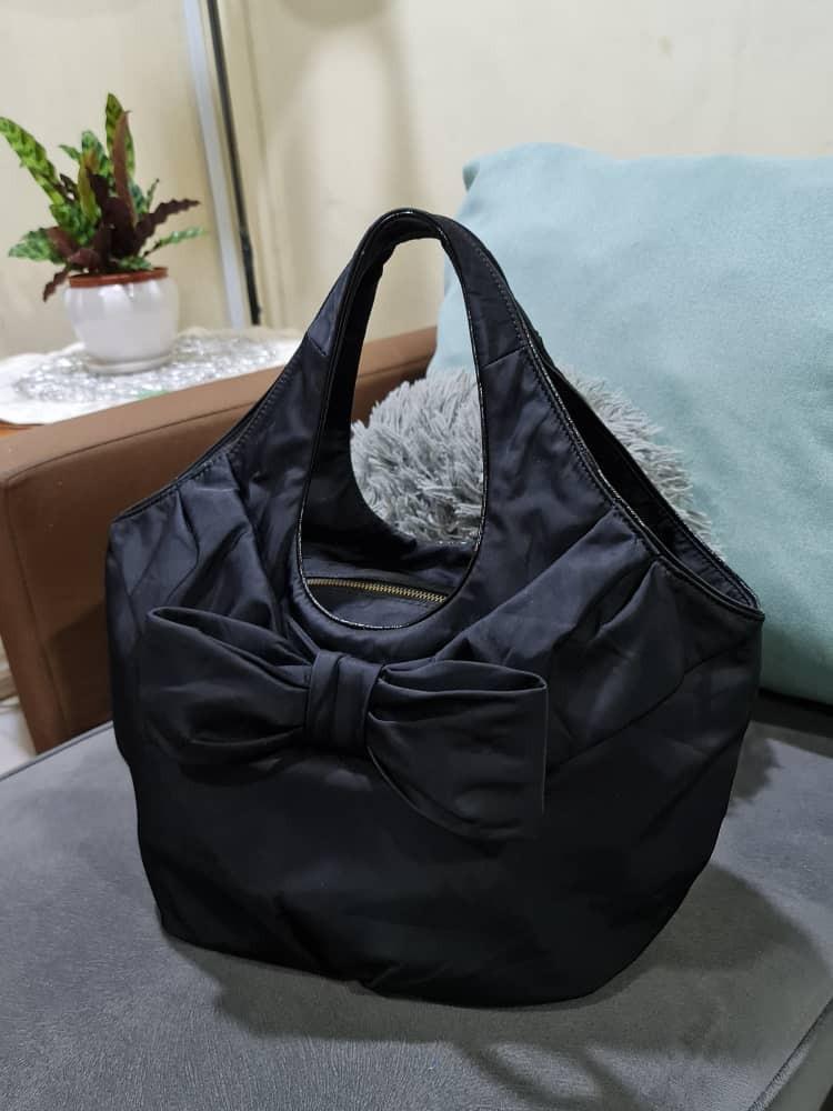 Kate Spade Classic Nylon Giant Bow Tote Bag, Luxury, Bags & Wallets on  Carousell