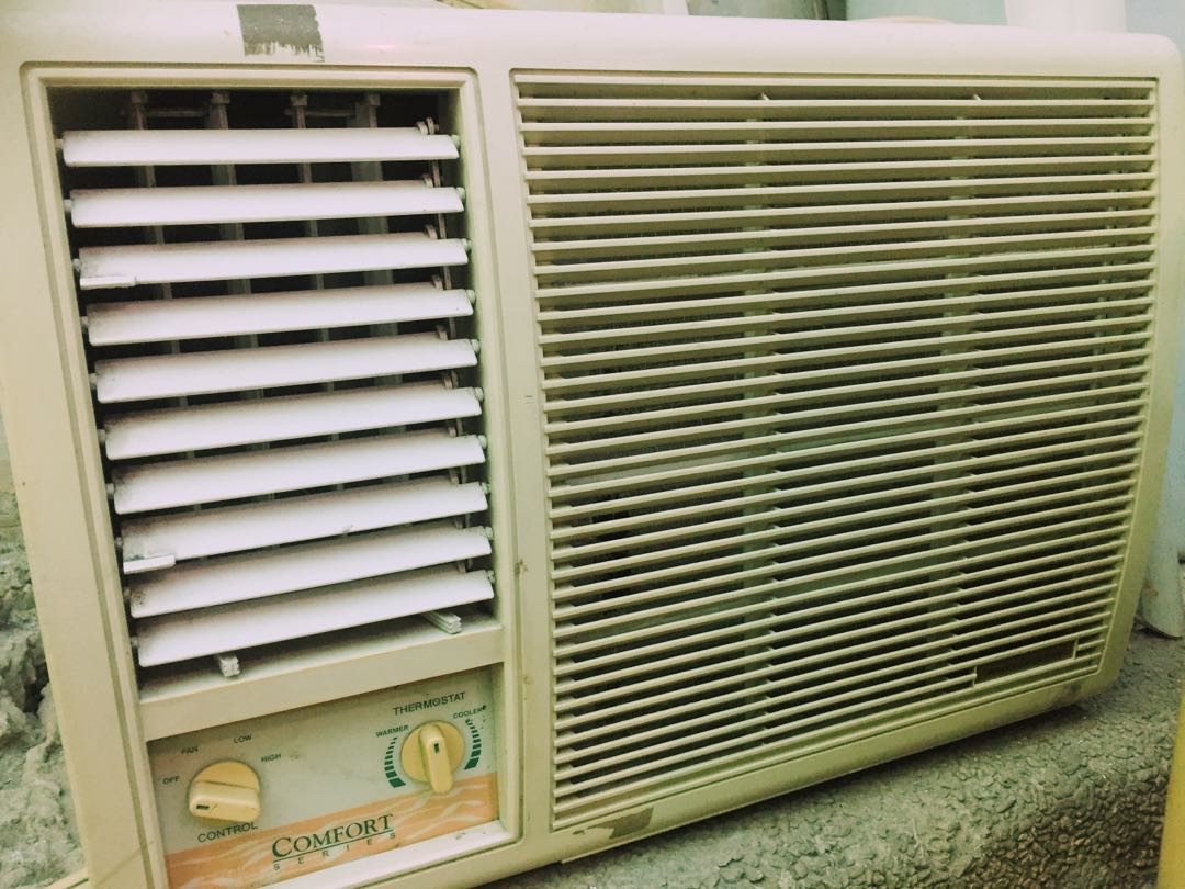 Kelvinator 0.75 HP WindowType Aircon, TV & Home Appliances, Air