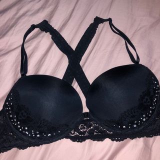 (Category: ) located in . Submitted by itsubikentang (Listing ID 1062595090, Image 1). Description: .