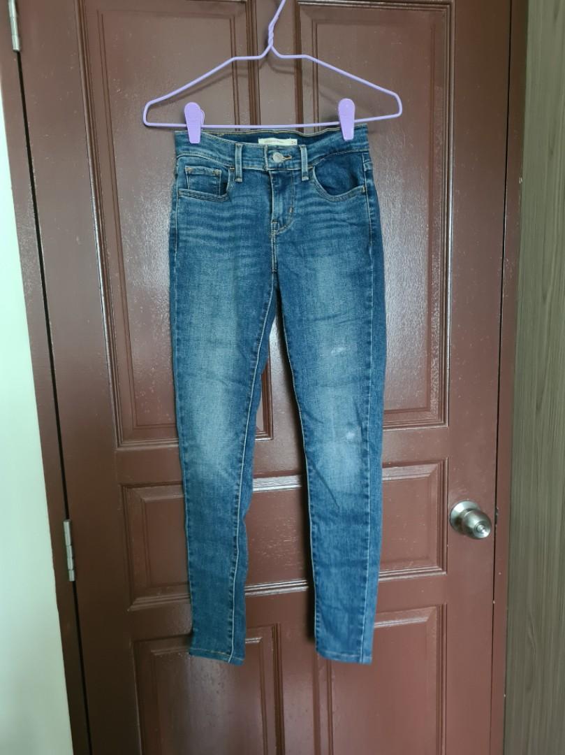 Levis jeans (2 designs), Women's 