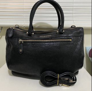 (Category: ) located in . Submitted by lapetite.co (Listing ID 1062628166, Image 1). Description: .