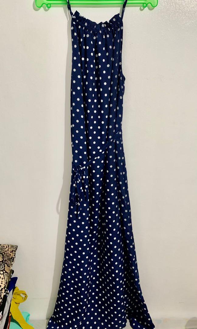 Midi dress (Category: Dresses) located in Quezon City. Submitted by Kateee09 (Listing ID 1062746260, Image 1). Description: .
