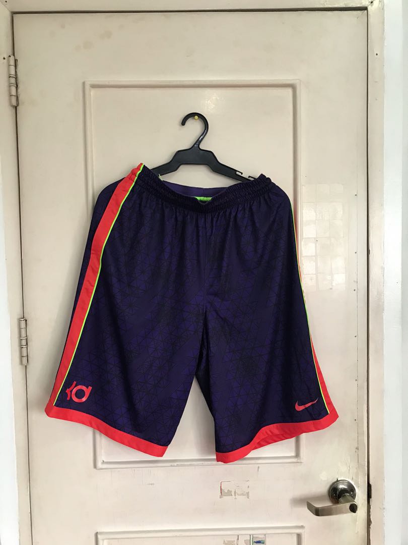 Nike KD Basketball Shorts (Size M), Men's Fashion, Activewear on Carousell