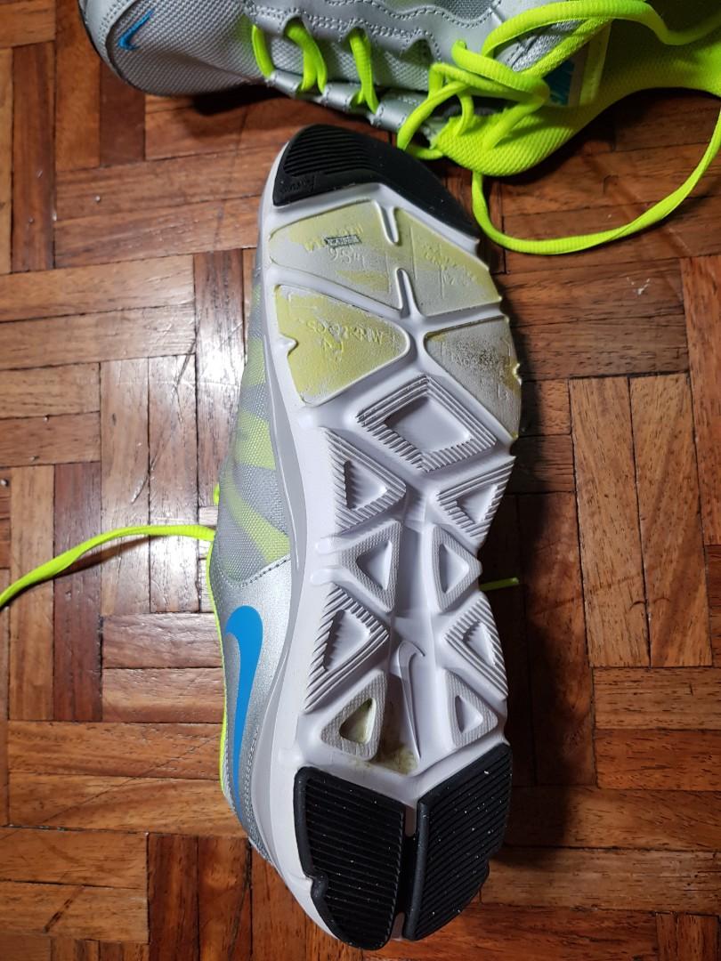 Neon green nike sneakers womens store