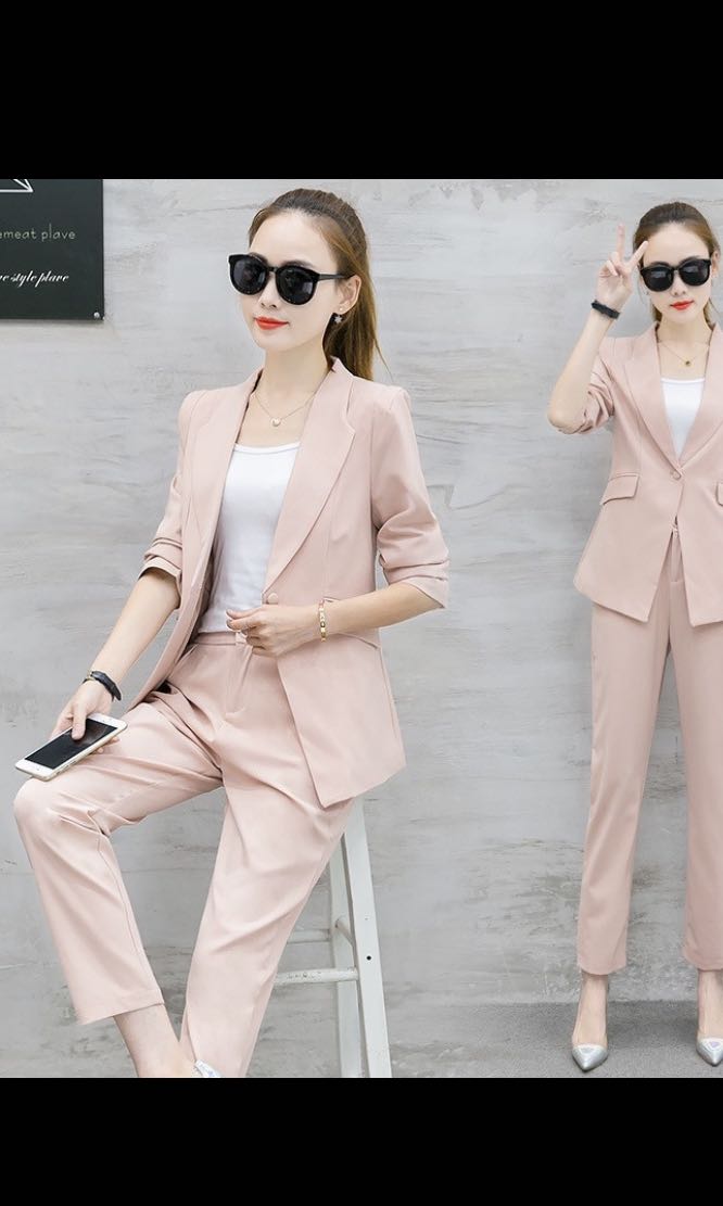 Buy Pink Suit Sets for Women by AAYNA Online | Ajio.com