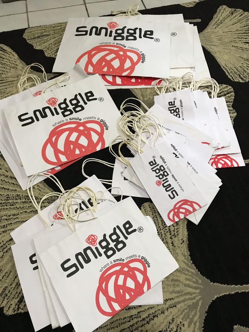 smiggle paper bag