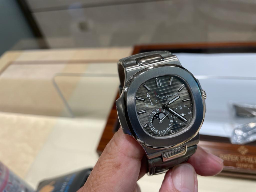 5712 hotsell white gold