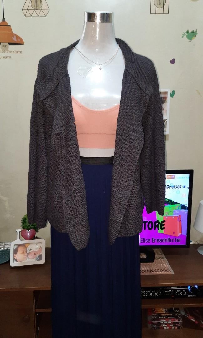 Pop Population Knit Ladies Coat (Category: Coats, Jackets and Outerwear) located in Pasig City. Submitted by voluptuous.babes (Listing ID 1062623196, Image 2). Description: EUC NO FLAWS LARGE - XL.