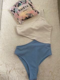 (Category: ) located in . Submitted by declutter.preloved (Listing ID 1062595260, Image 1). Description: .