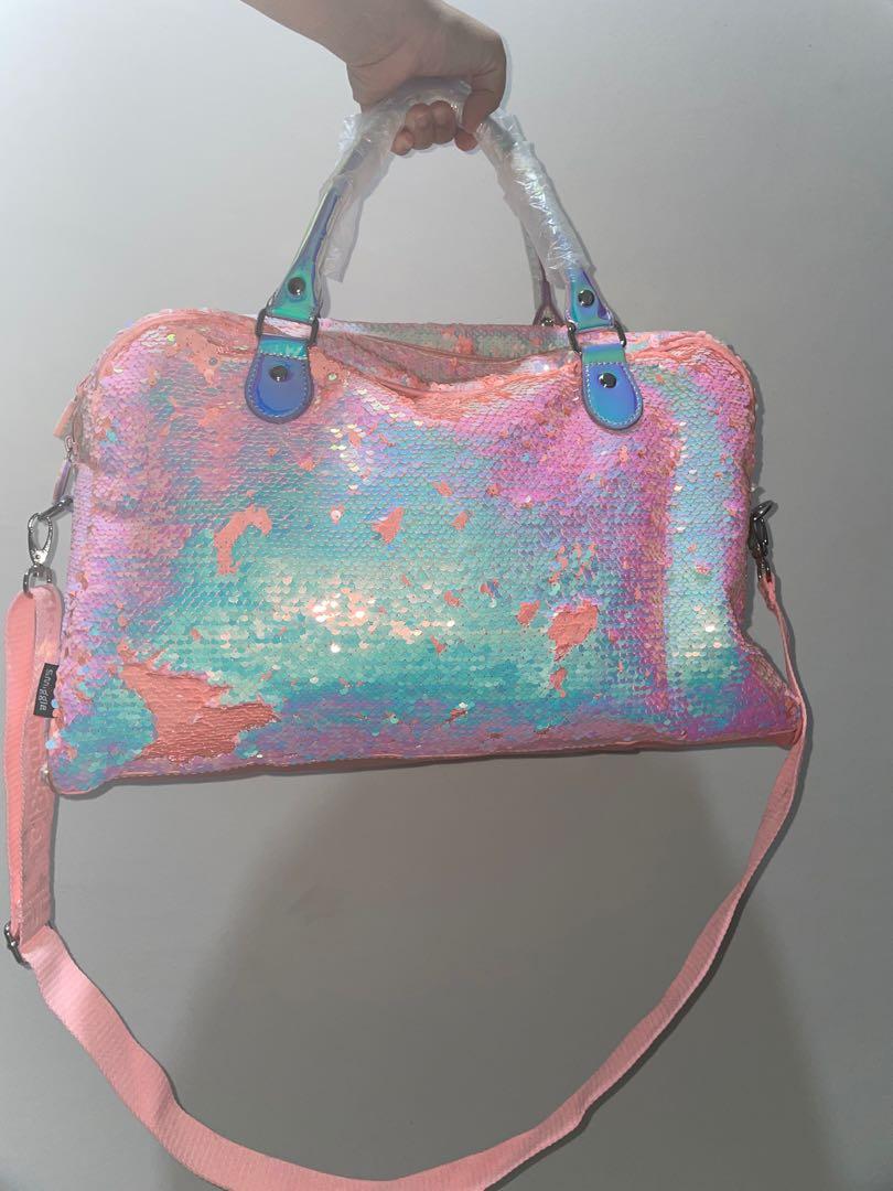 Smiggle glitz on sale weekender bag