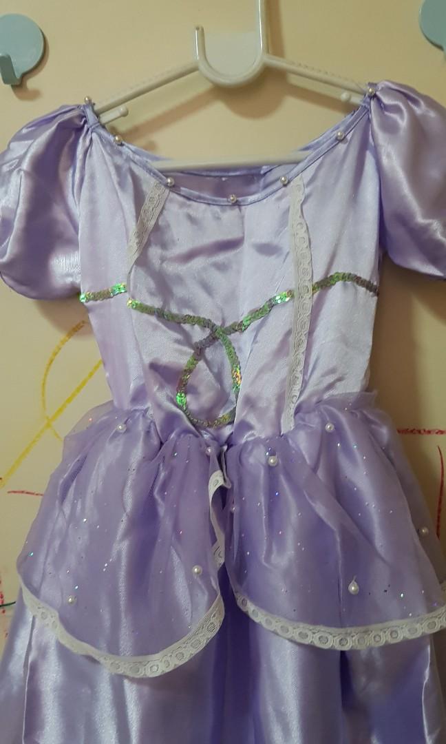 Sofia The First costume (Category: Babies & Kids Fashion) located in Quezon City. Submitted by bons83 (Listing ID 1062602593, Image 2). Description: for girls 3 to 4 y.o used once.