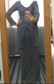 (Category: ) located in . Submitted by wardrobewonders (Listing ID 1058966899, Image 1). Description: .