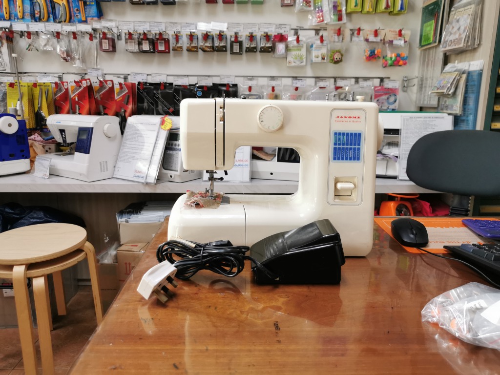 (3 Months Warranty) Janome Excellence In Quality Sewing Machine, Design