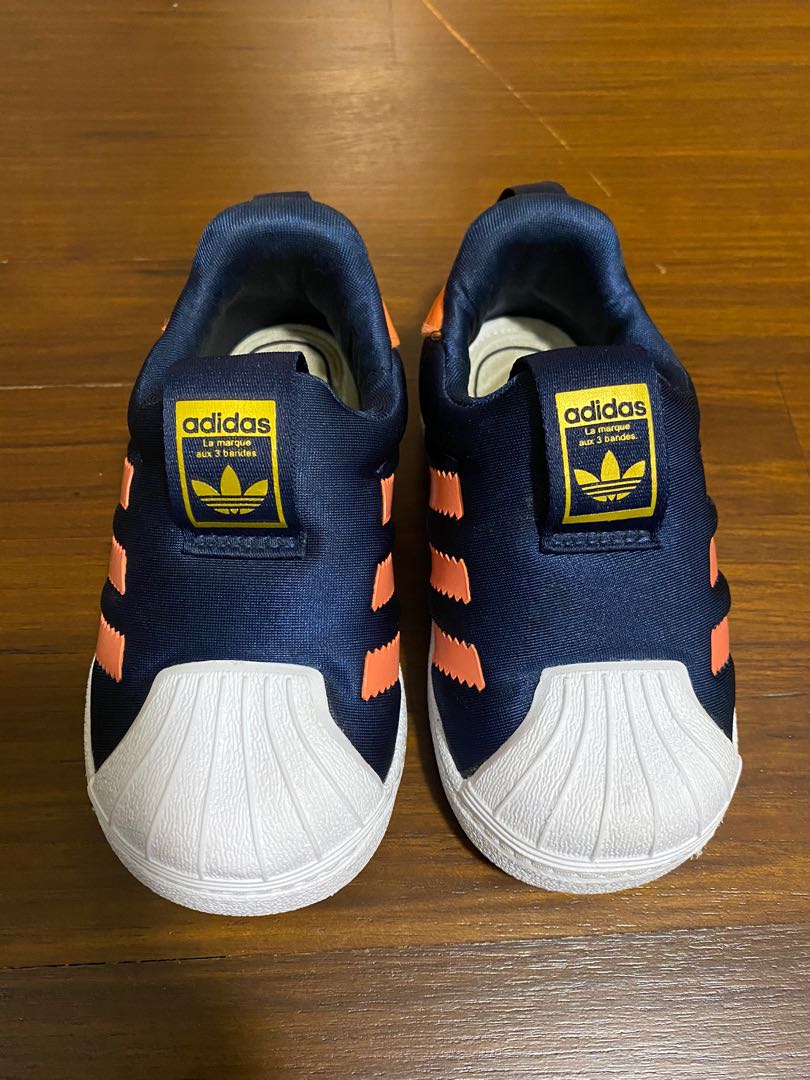 Superstar boy