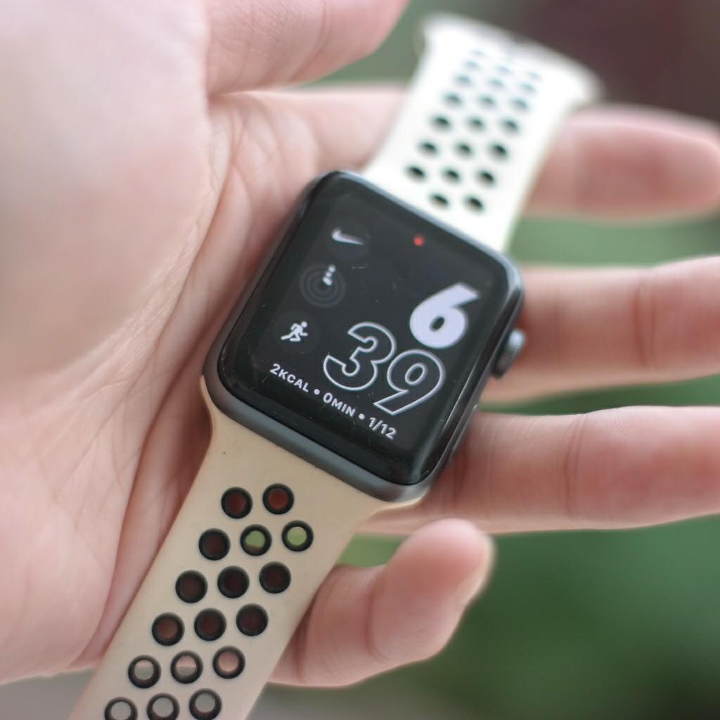 Apple Watch Series3 Nike  42mm 繧ｹ繝壹�ｼ繧ｹ繧ｰ繝ｬ繧､ - 2