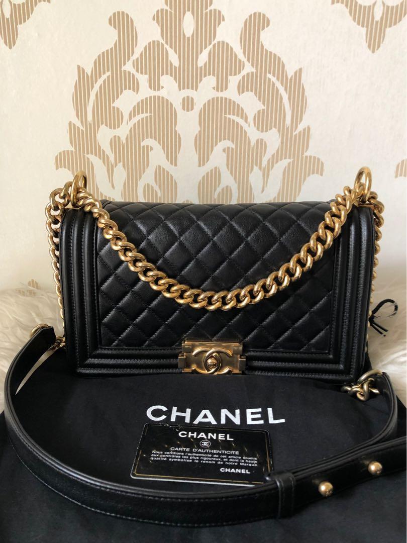 Chanel best sale boy 25