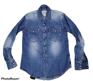 (Category: ) located in . Submitted by jay1store (Listing ID 1062951844, Image 1). Description: .