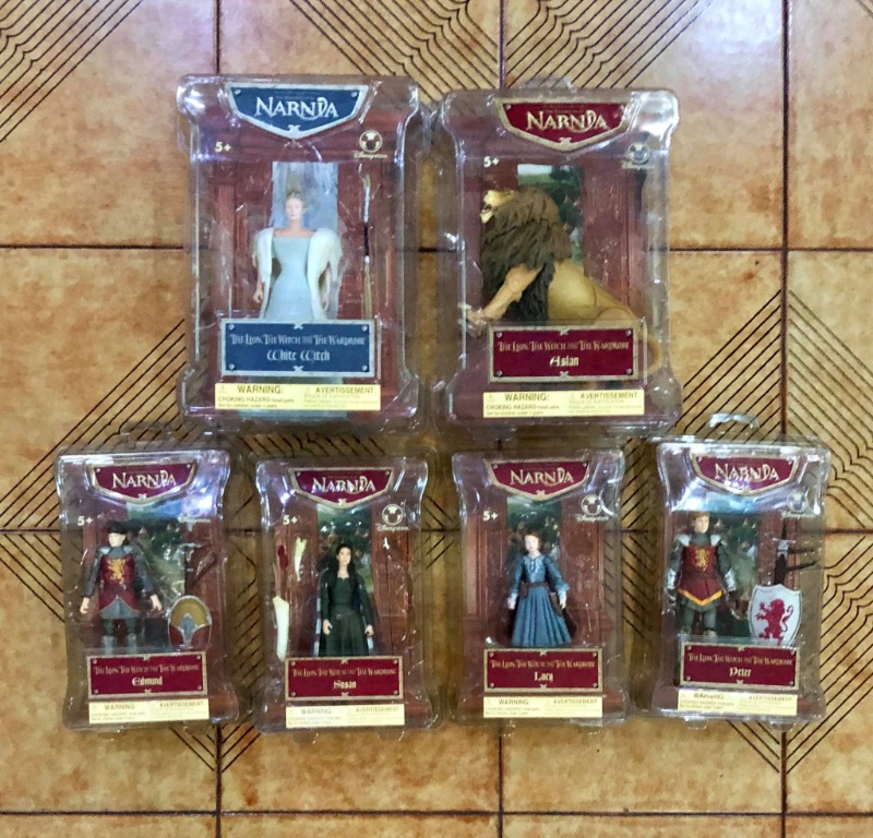 Disney Chronicles of Narnia The Lion Witch and Wardrobe Action Figure