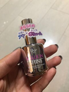 （分類：）位於 。 由 lovelydolphins 提交（商品編號 1062913960，圖片 1）。簡介： 。
