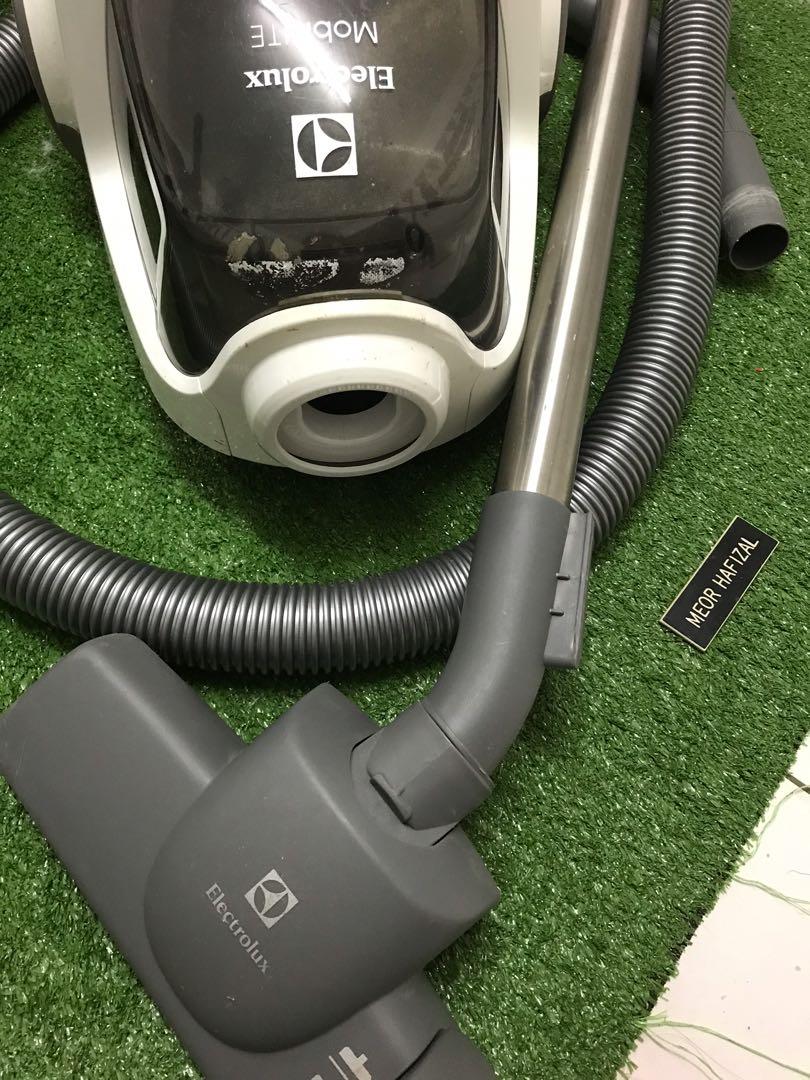 Electrolux Vacuum Cleaner ZLUX1801 