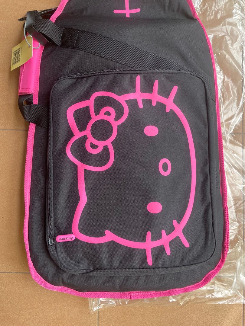 Hello kitty best sale gig bag