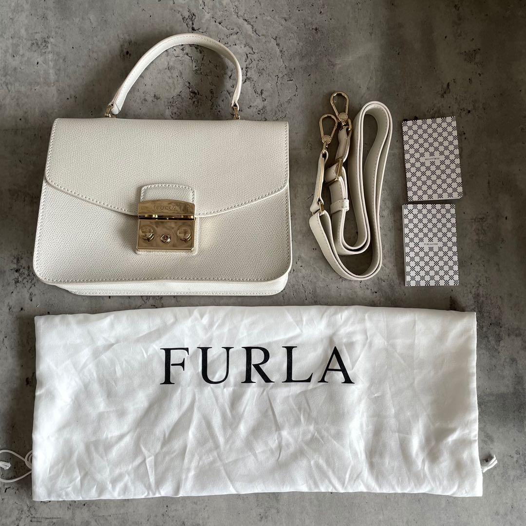Furla top sales handle small