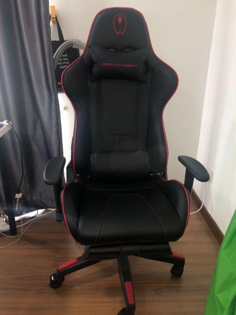 Gaming freak on sale naga throne