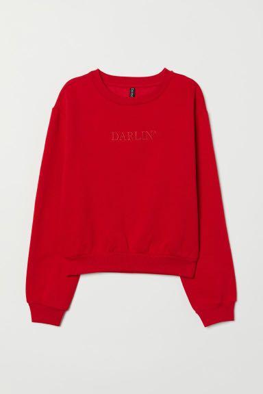 Red cropped sweatshirt top