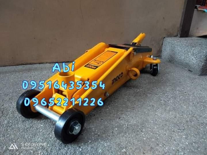 INGCO 3Ton Hydraulic Floor Jack (Category: Construction Tools & Equipment) located in Caloocan City. Submitted by abieghail (Listing ID 1062810046, Image 3). Description: INGCO 3Ton Hydraulic Floor Jack Model : HFJ301 Min. Height : 150mm Max. Height : 530mm Travel : 380mm Suitable for SUV car Net Weight : 19.6kg. Contact us for faster transaction. TO GOD BE THE GLORY!.