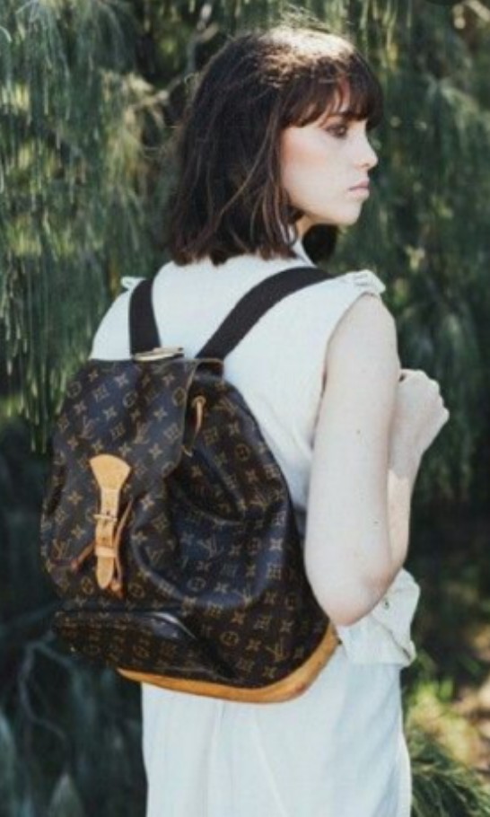 $759 SALE!! Louis Vuitton Haversack bag 