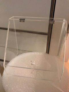 （分類：）位於 。 由 xinyiee 提交（商品編號 1062935138，圖片 1）。簡介： 。