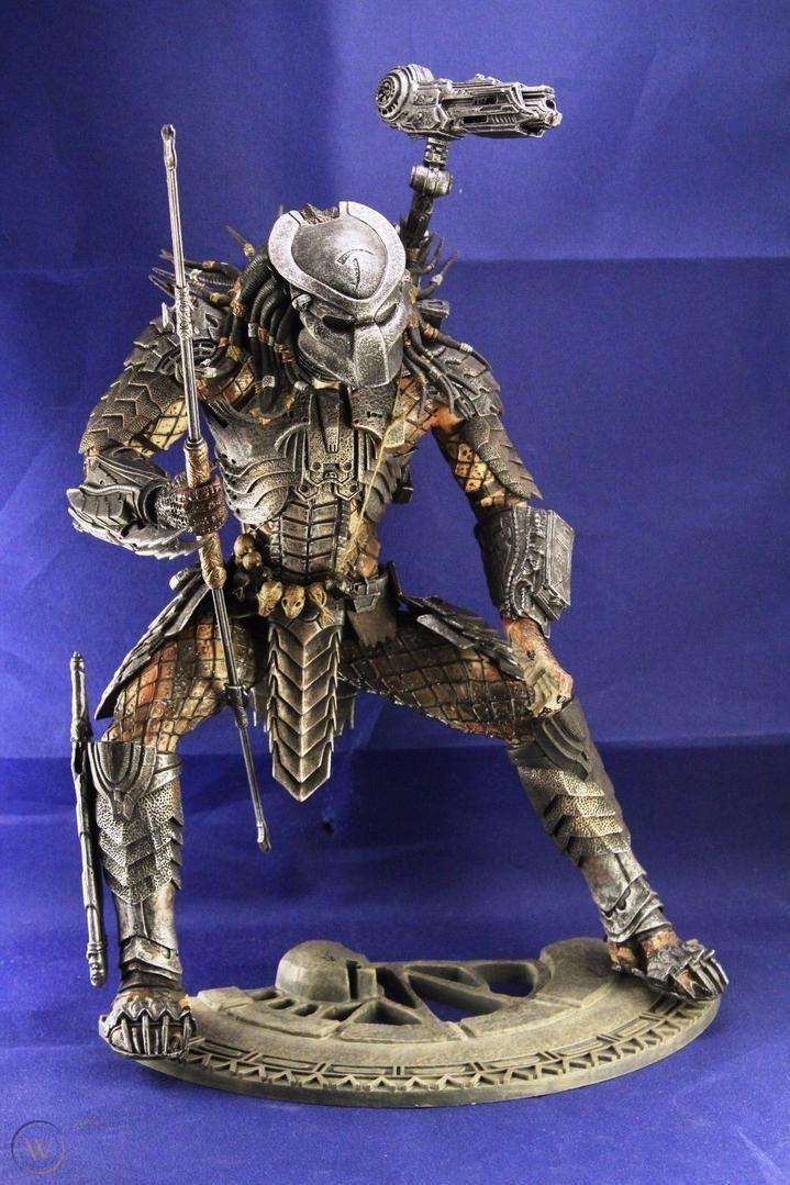 Predator 12 deals inch figure