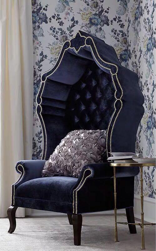 Modern top throne chair