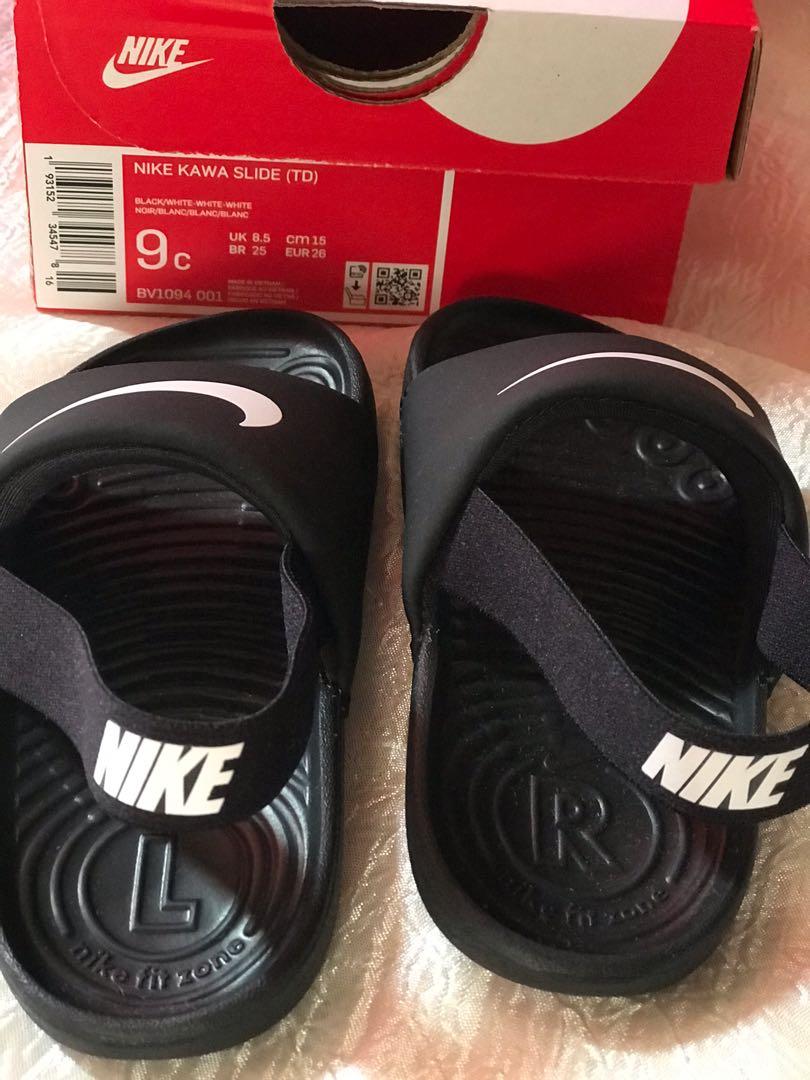 9c nike slides