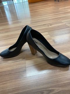 (Kategori: ) berada di . Dikirim oleh gitaswarapreloved (ID iklan 1062880998, Gambar 1). Deskripsi: .